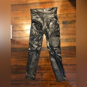 Spanx Womens moto legging M petite